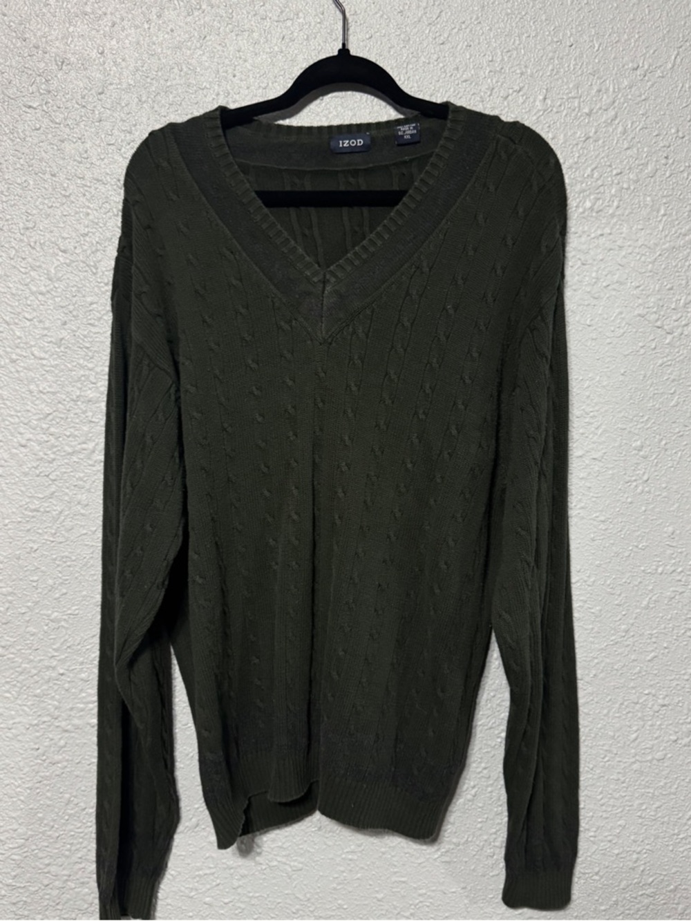 Izod Men's Olive V-Neck Cable Knit Sweater